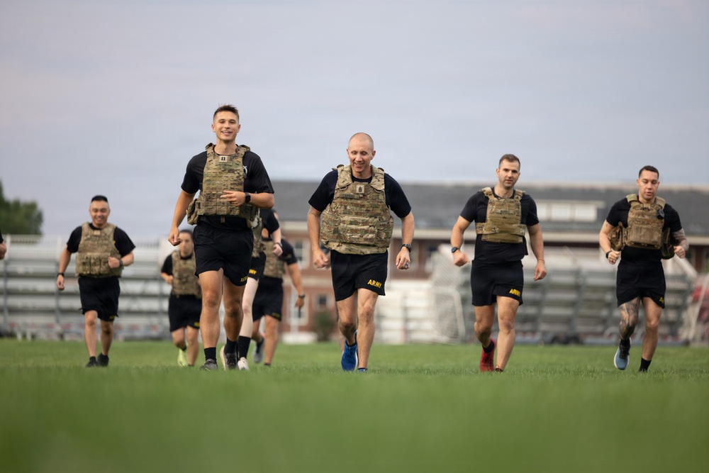 Leaders From The Old Guard Conduct APEX Path Physical Training