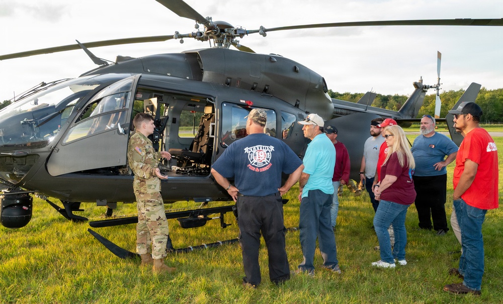 Pa. National Guard conducts helicopter orientation for emergency responders