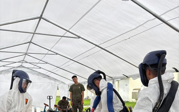 Carderock MASS Team Takes Rapid Manufacturing to the Warfighter at Valiant Shield 26