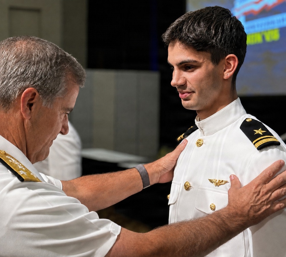 SNAs and SNFO Pinned at Tailhook Symposium