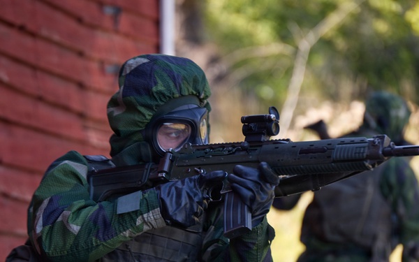 U.S. Marines, Swedish Forces participate in CBRN training during Archipelago Endeavor 26