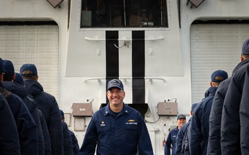Coast Guard Cutter Stratton Holds Change of Command