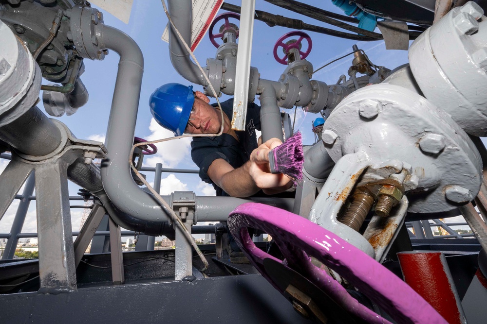 Maintenance Aboard USS Bataan (LHD 5)