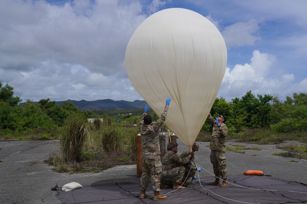 Army Soldiers pioneer new tech during Valiant Shield 26