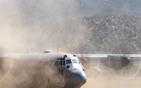 C-130H lands on Sweetwater Airstrip