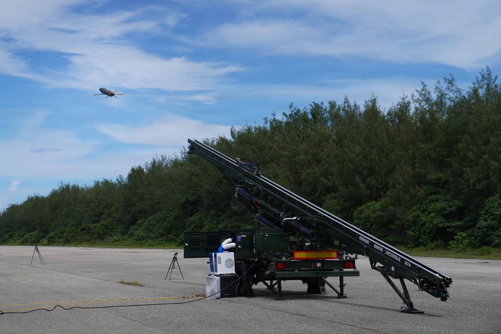 Red Wolf clears launcher during flight demonstration