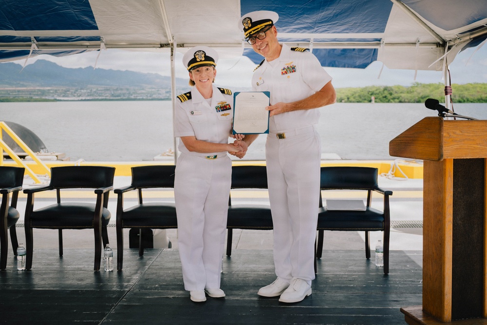 Navy Munitions Command Pacific East Asia Division Unit Pearl Harbor Holds Change of Command and Retirement Ceremony at West Loch Joint Base Pearl Harbor-Hickam