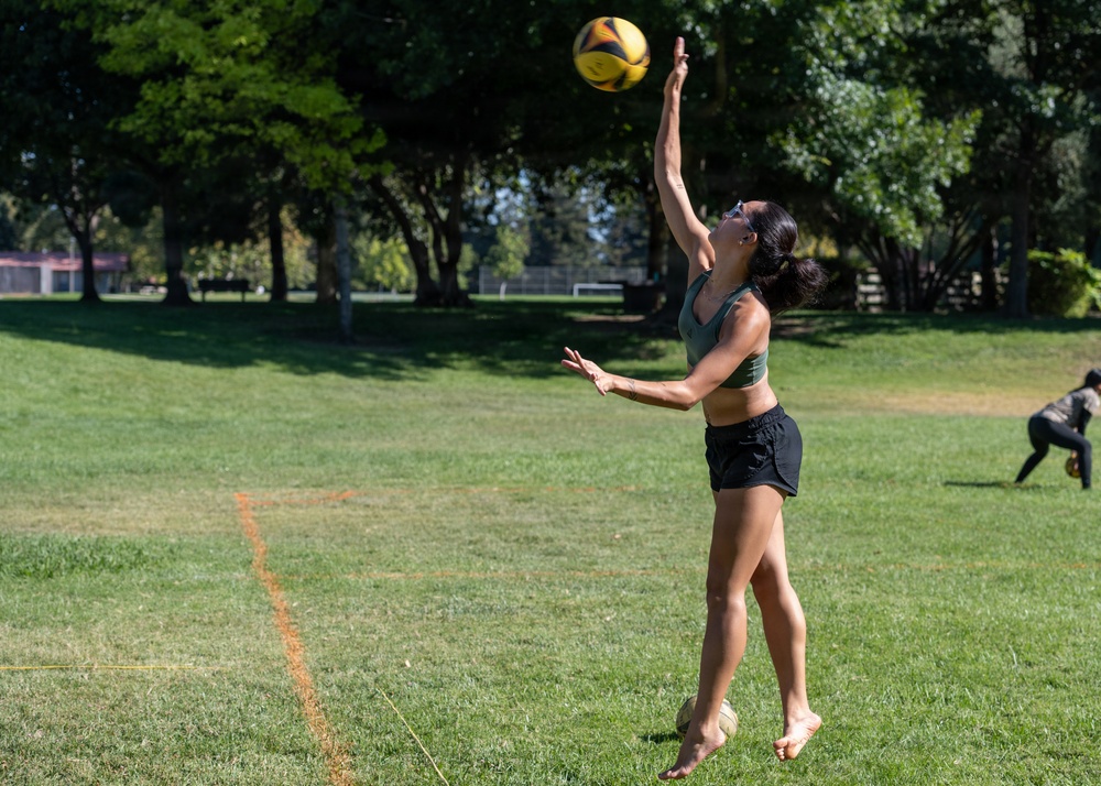Travis Volleyball Club hosts Quads Reverse Coed Bash tournament