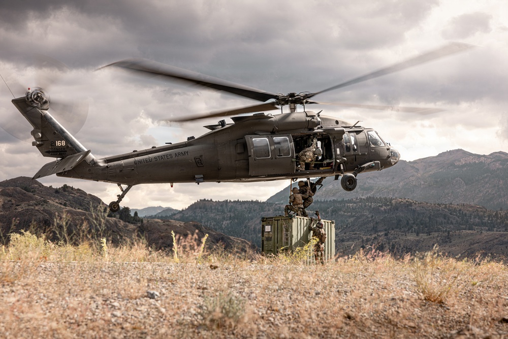 1st DSB conduct external load operations with UH-60