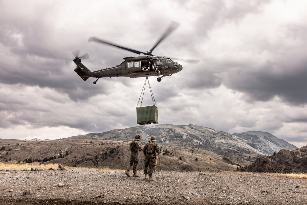 1st DSB conduct external load operations with UH-60