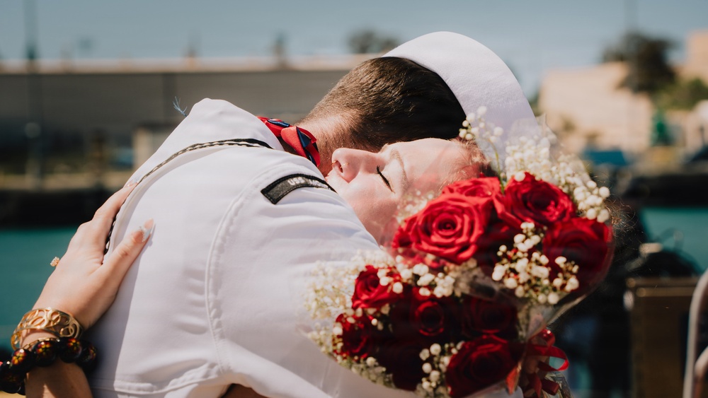 USS Montana (SSN 794) Returns from Deployment