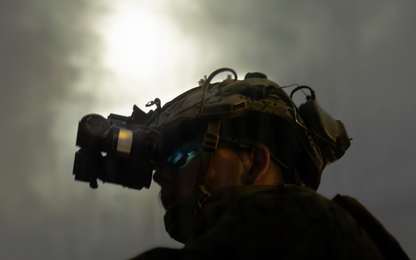 U.S. Marines and Sailors Conduct a Combat Trauma Management Course Evaluation