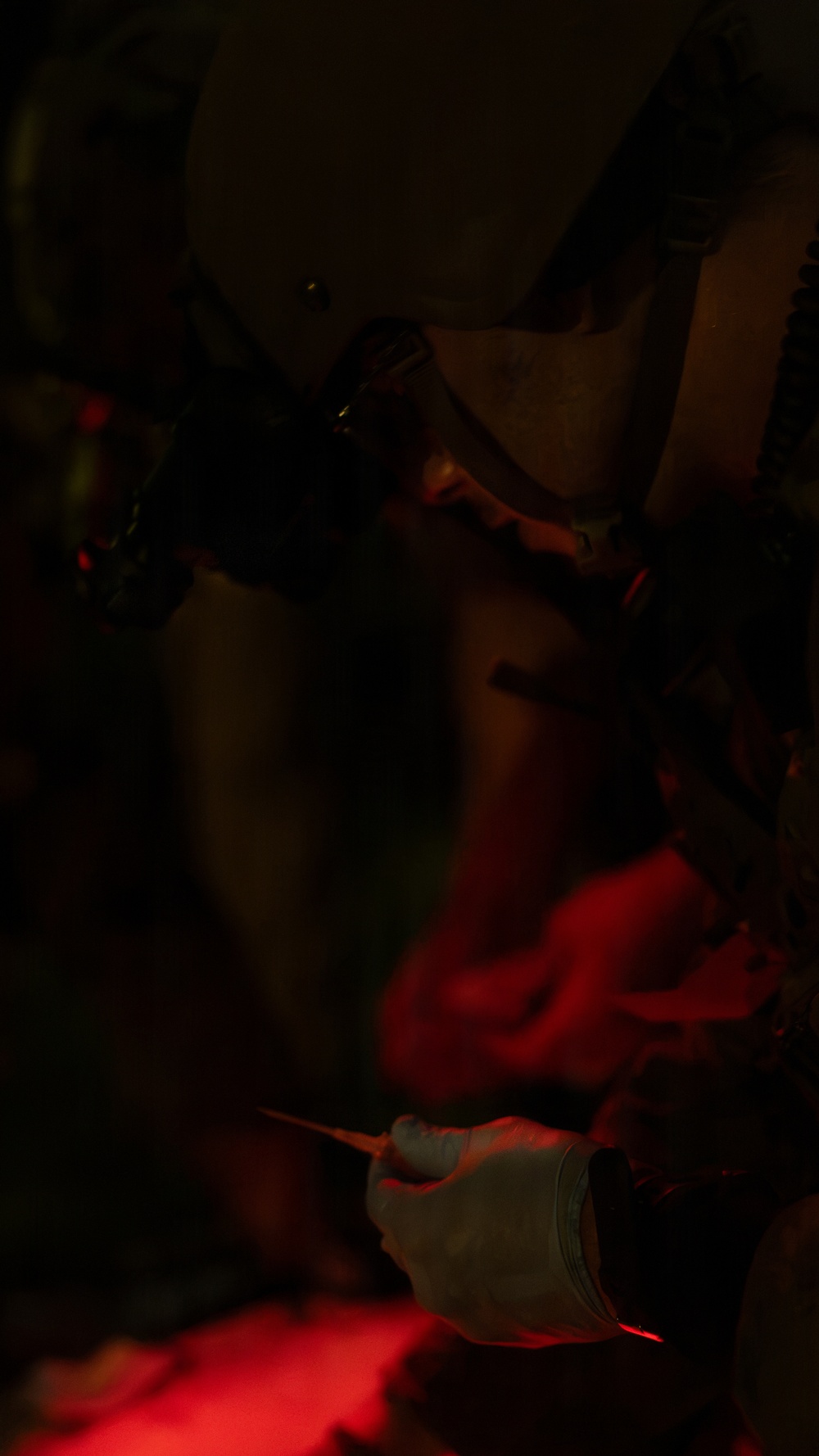 U.S. Marines and Sailors Conduct a Combat Trauma Management Course Evaluation