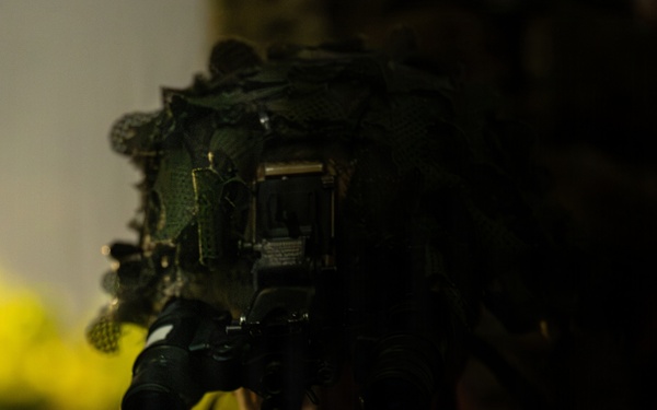 U.S. Marines and Sailors Conduct a Combat Trauma Management Course Evaluation