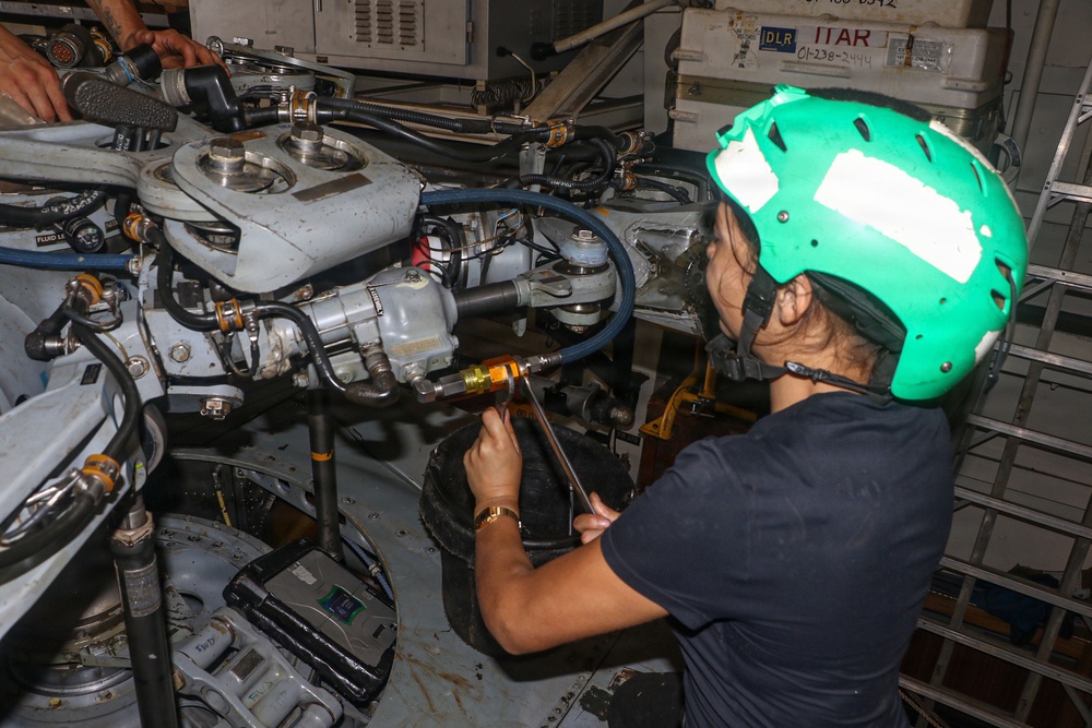 Frank E. Petersen Jr. Sailors Conduct Maintenance