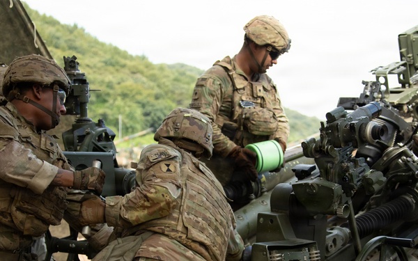 2nd Stryker Combat Brigade, 2d Infantry Division conducts Live Sensor-to-Shooter Exercise