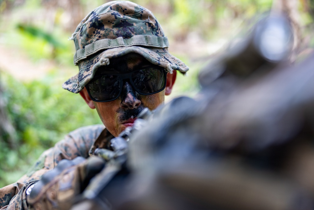 MRF-D Marines, Indonesian marines perform full mission profile exercise during platoon exchange
