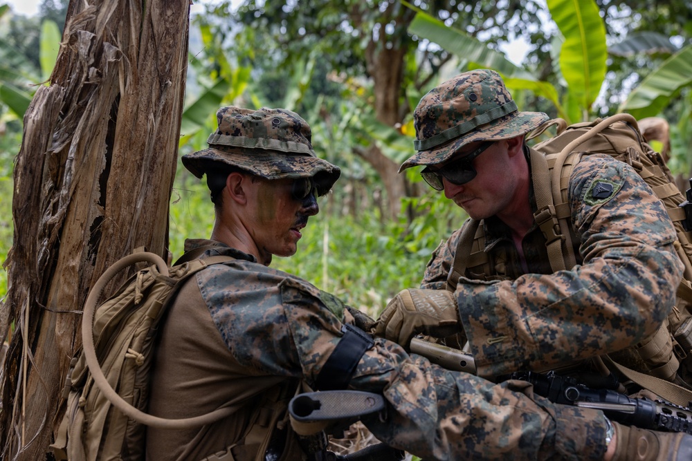 MRF-D Marines, Indonesian marines perform full mission profile exercise during platoon exchange