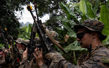 MRF-D Marines, Indonesian marines perform full mission profile exercise during platoon exchange