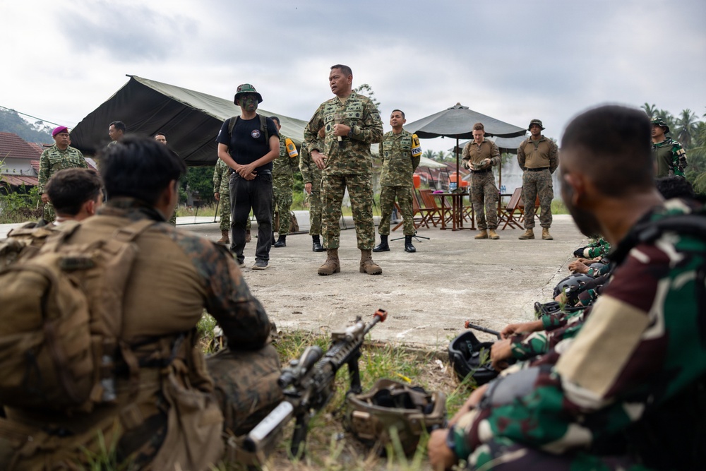 MRF-D Marines, Indonesian marines perform full mission profile exercise