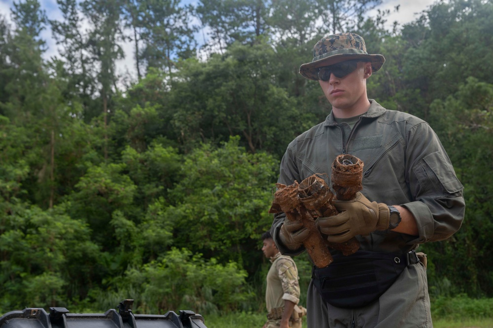 18th Wing disposes unexploded ordnance during Operation Sentinel Samurai