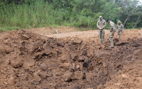 18th Wing disposes unexploded ordnance during Operation Sentinel Samurai