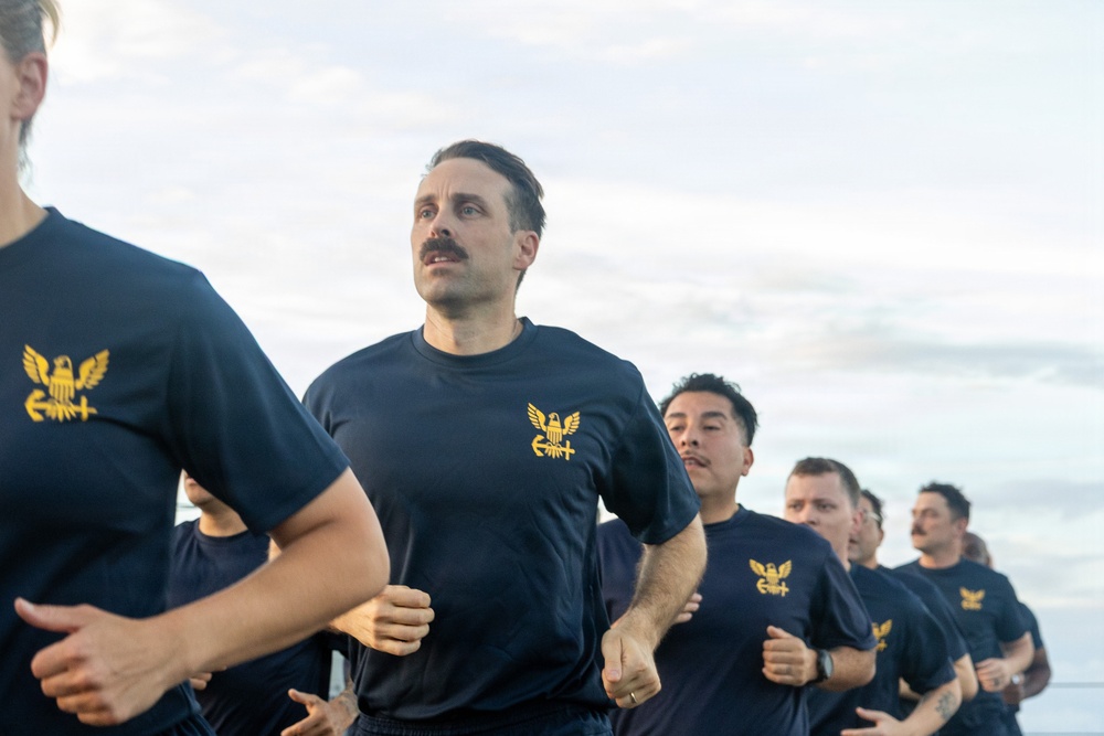 USS Mustin conducts physical training
