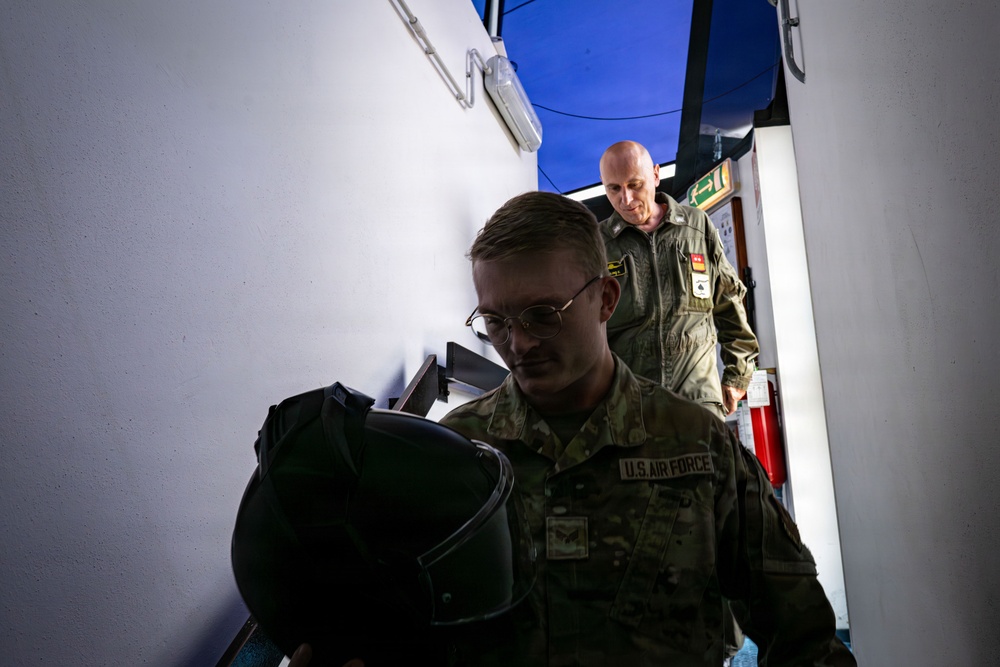 Aviano ATC conducts first landing from alternate tower during joint exercise