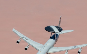 KC-135 refuels E-3 in CENTCOM AOR