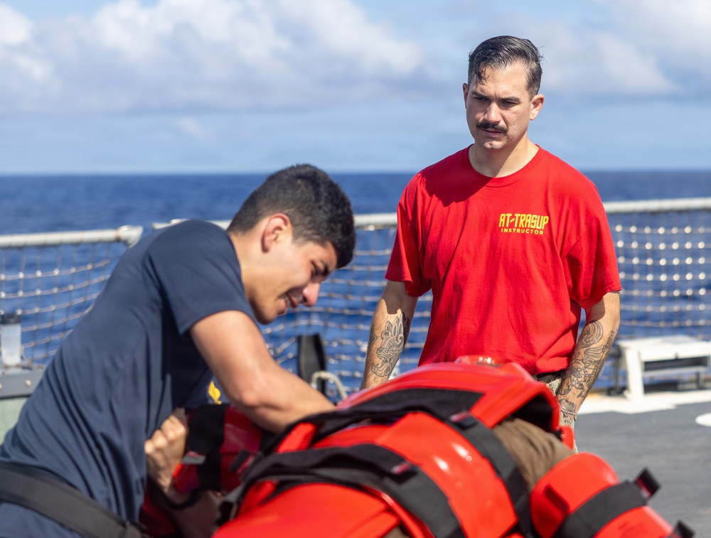 USS Mustin conducts security reaction force-bravo course