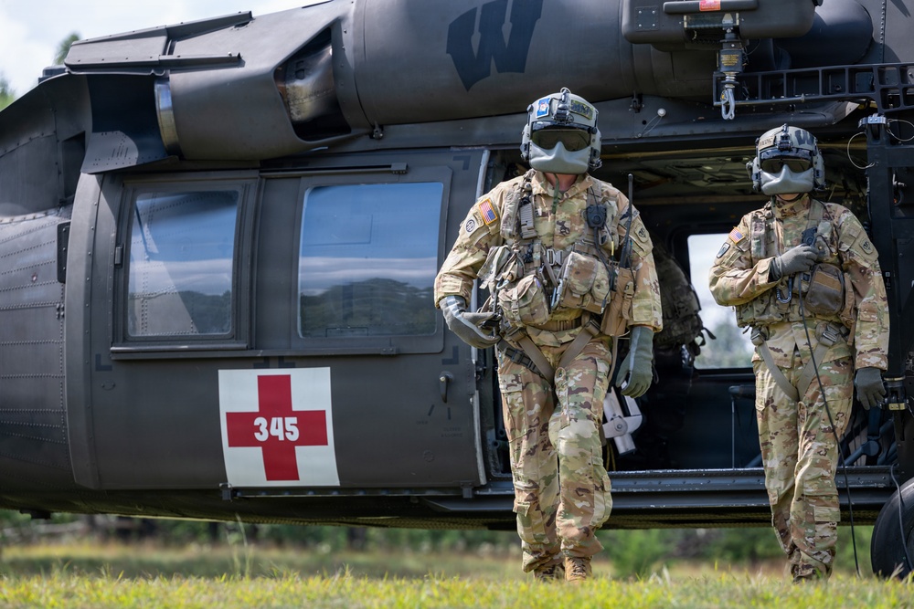 Army, Air National Guard aviators and operators sync skies for medical evacuation training at Patriot 26