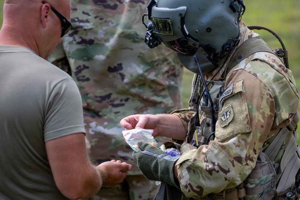 Army, Air National Guard aviators and operators sync skies for medical evacuation training at Patriot 26