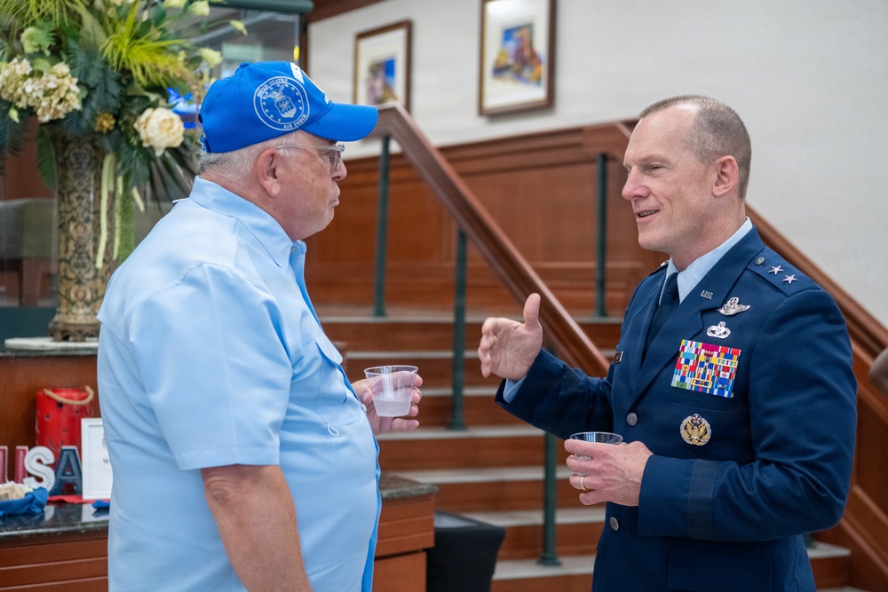 Maj. Gen. Darren Cole visits MacDill Air Force Base During 6th ARW Change of Command
