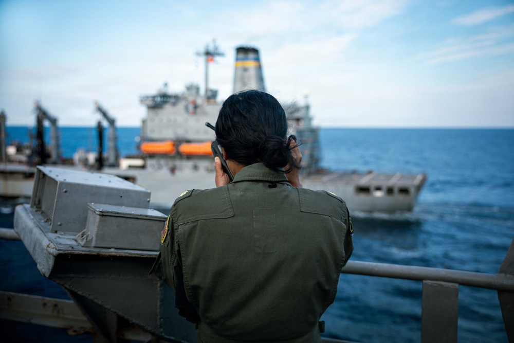 IKE conducts replenishment-at sea evolution