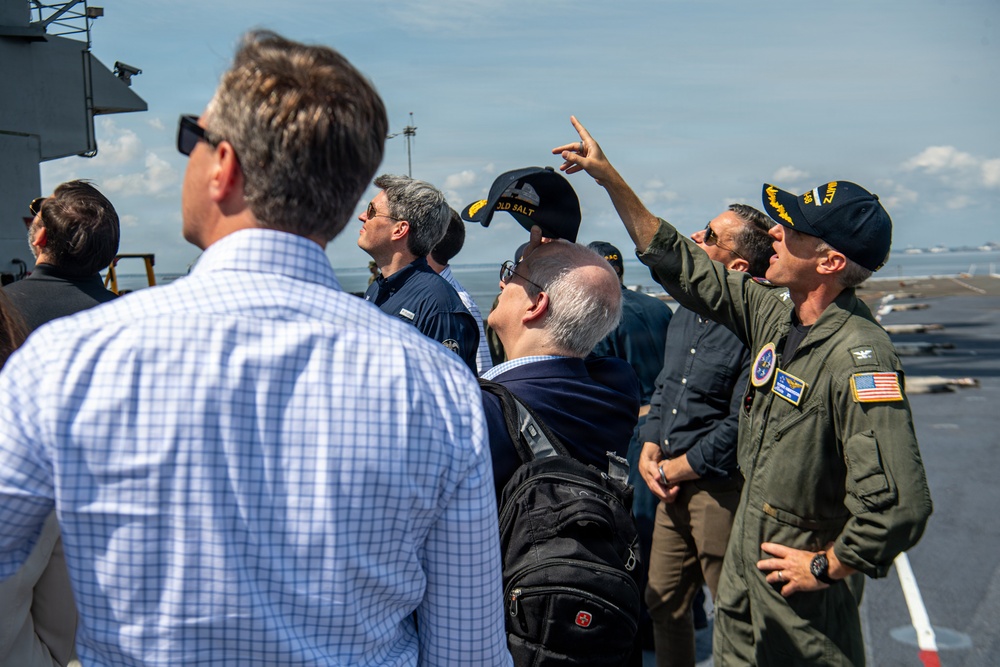 Senior National Security Legal Advisors Visit USS Nimitz (CVN 68)
