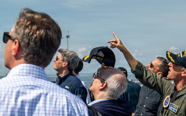 Senior National Security Legal Advisors Visit USS Nimitz (CVN 68)