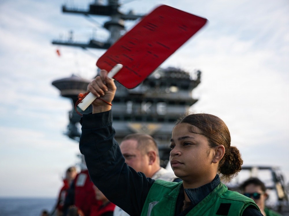 IKE conducts replenishment-at sea evolution