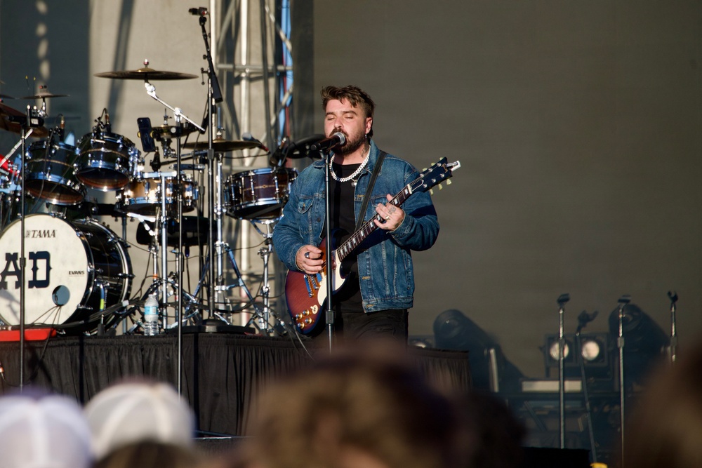 Jelly Roll and Shaboozey Perform at Naval Air Station Jacksonville 2025 Operation MWR Concert