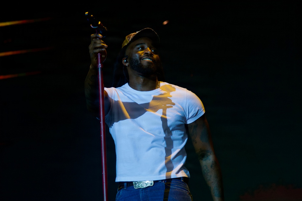 Jelly Roll and Shaboozey Perform at Naval Air Station Jacksonville 2025 Operation MWR Concert