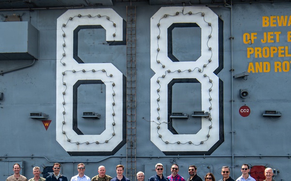 Senior National Security Legal Advisors Visit USS Nimitz (CVN 68)