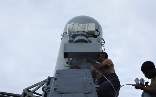 Routine Operations Aboard USS Mason (DDG 87)