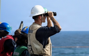 Replenishment-at-Sea Aboard USS Mason (DDG 87)
