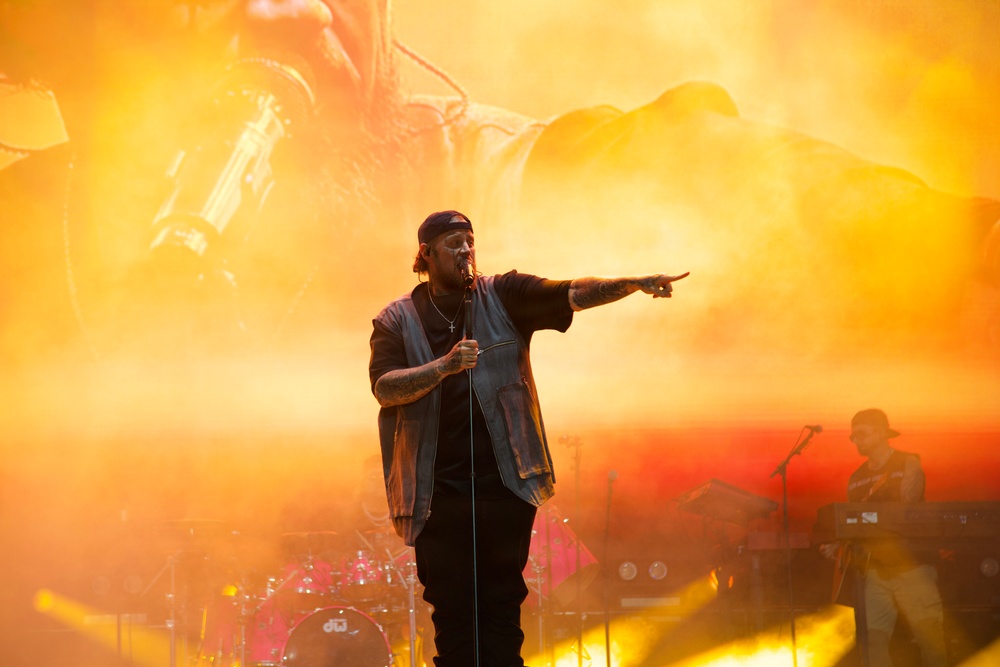 Jelly Roll and Shaboozey Perform at Naval Air Station Jacksonville 2025 Operation MWR Concert
