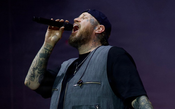 Jelly Roll and Shaboozey Perform at Naval Air Station Jacksonville 2025 Operation MWR Concert