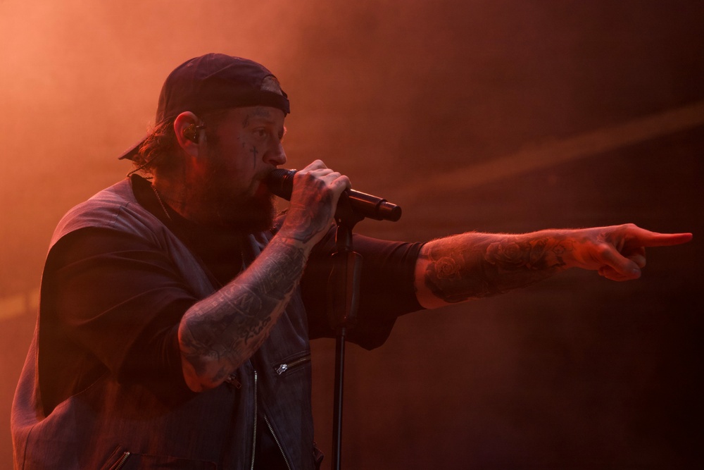 Jelly Roll and Shaboozey Perform at Naval Air Station Jacksonville 2025 Operation MWR Concert