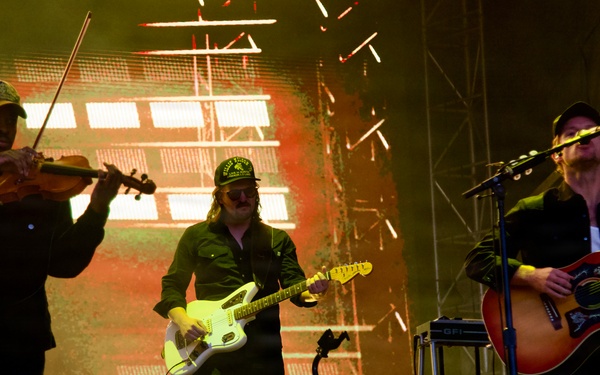 Jelly Roll and Shaboozey Perform at Naval Air Station Jacksonville 2025 Operation MWR Concert