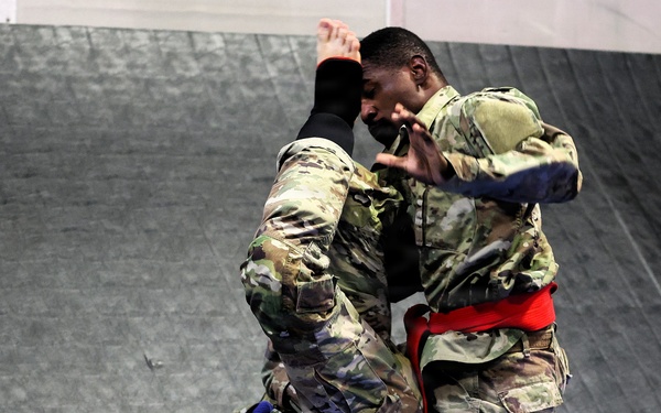 Grit, Courage and Resilience Define Illinois Army National Guard Combatives Champions