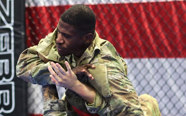Grit, Courage and Resilience Define Illinois Army National Guard Combatives Champions