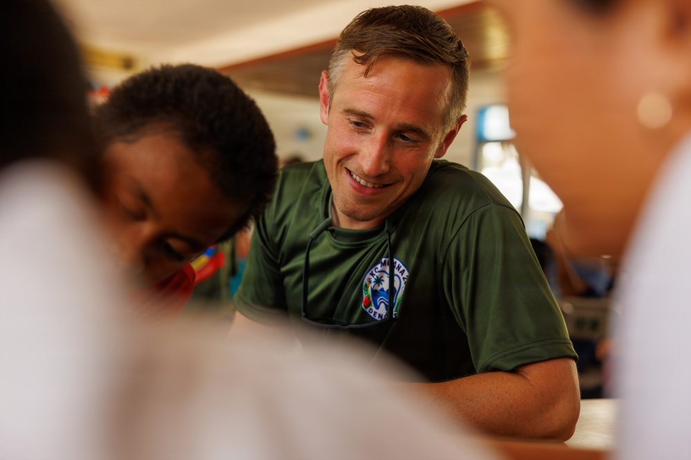 Koa Moana 26: U.S. Navy Sailors with 1st MLG teach local students dental care