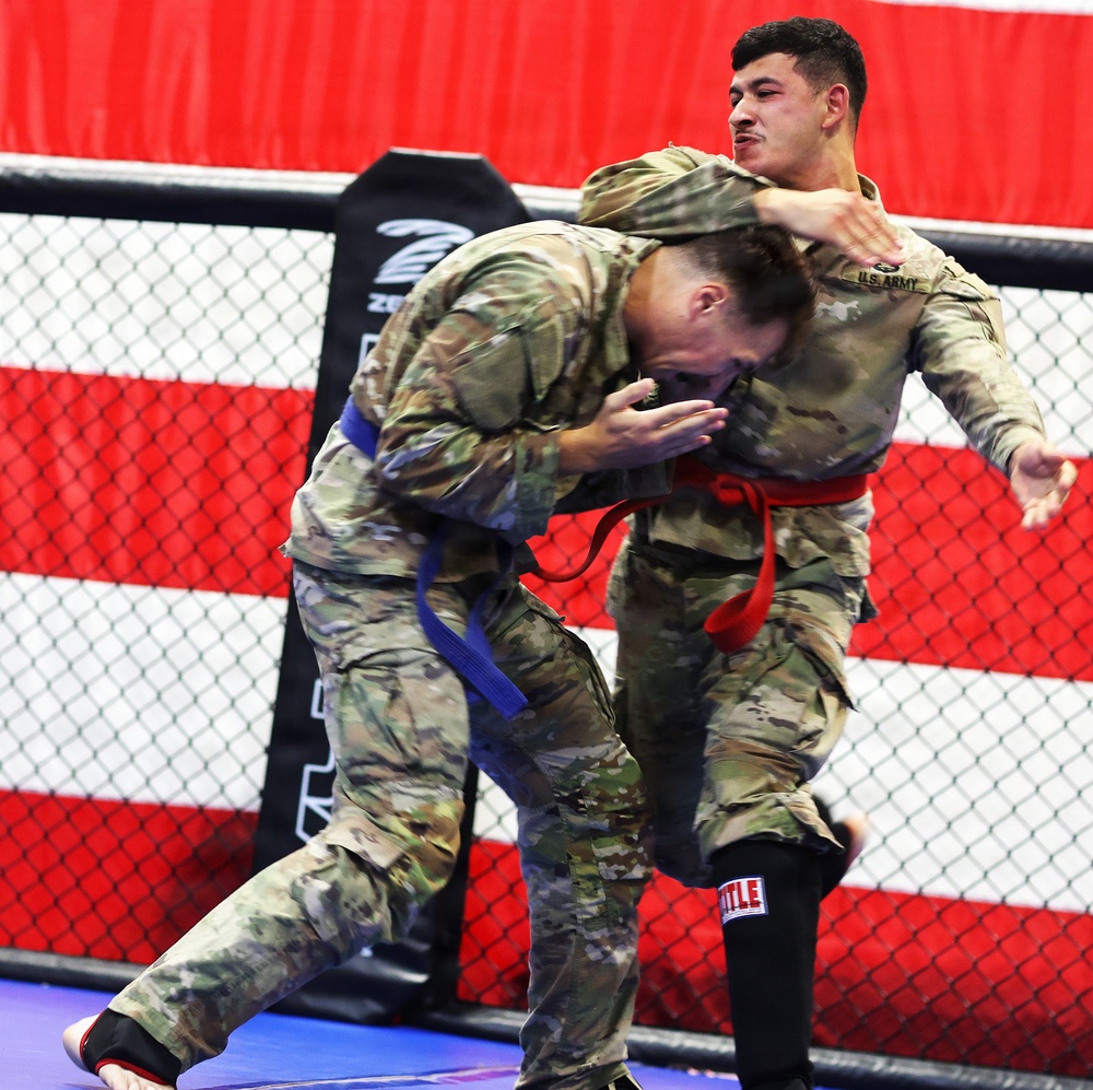 Grit, Courage and Resilience Define Illinois Army National Guard Combatives Champions